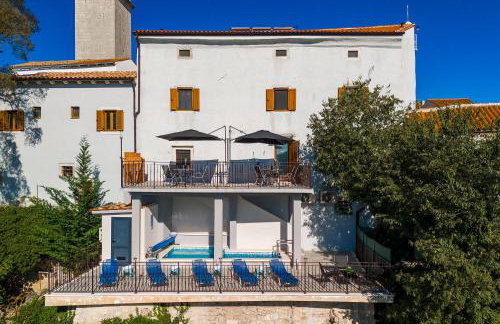 Modernes Apartment mit Panoramablick, Pool - inmitten von historischem Zentrum - Photo 34