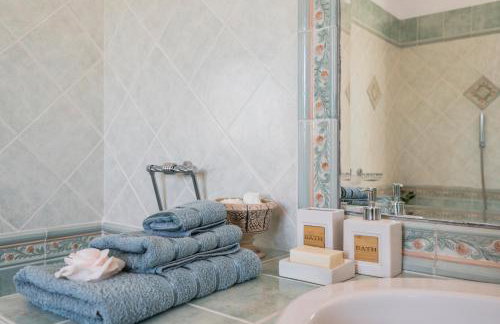 Casa de philippe with unique Seaview 2' from beach - Foto 24