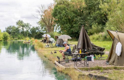 Lake View Lodge with Hot Tub - Foto 12