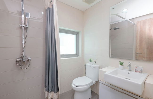 Fully Furnished 2BR Apartment at Pejaten Park Residence - Photo 18