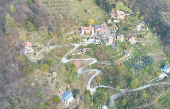 2 bedroom Apartment in Bellano with garden - Photo 33