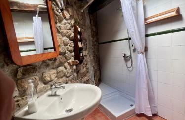 Casa Rural Basiver - Habitación Braña de Los Tejos - Photo 6