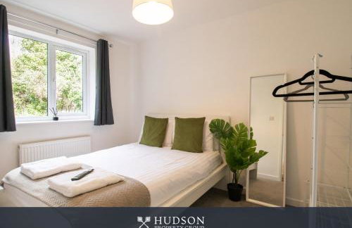 1-Bedroom Apartment with Parking - Photo 12