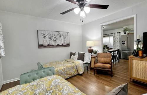 Newly Renovated Home - Sleeps 10 - Foto 3