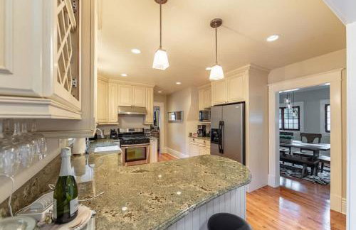 Historic Family Home Next To College and Lake CDA - Foto 12