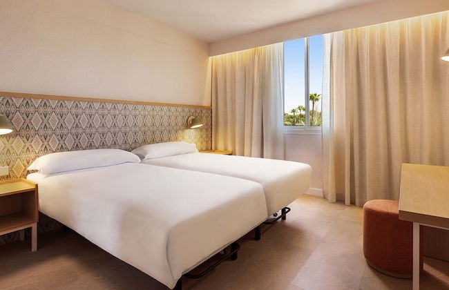 Protur Safari Park Aparthotel - Photo 11