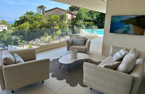 Villa Les Issambres, piscine débordement, vue mer - Foto 2