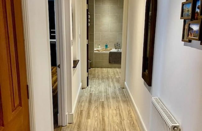 Stunning Spacious Apartment on River Ness - Photo 16