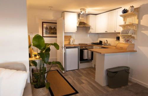 Charming Apartment with Prime Location - Foto 14