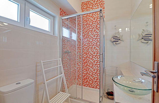 Portimão Marina View by Homing - Photo 13