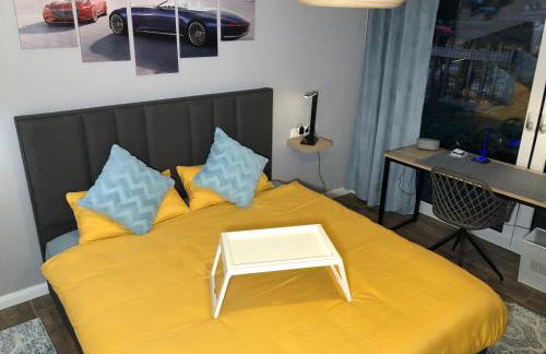 Stylisches Maybach Appartement mit Terrasse für 5 Personen, 5 Betten, große Kochinsel, Homeoffice mit 250Mbit WLAN - Foto 6