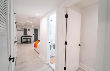 Modern 5BR DC Home Near Metro with Rooftop - Foto 45