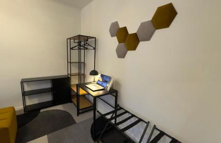 ARYVE Design-Boutique Apartment am Markt von Waltershausen im Thüringer Wald - Design-Interieur, Netflix, WLAN - Foto 20