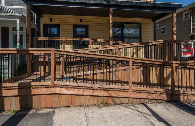 Spacious DAL & Downtown Apartments - Photo 57