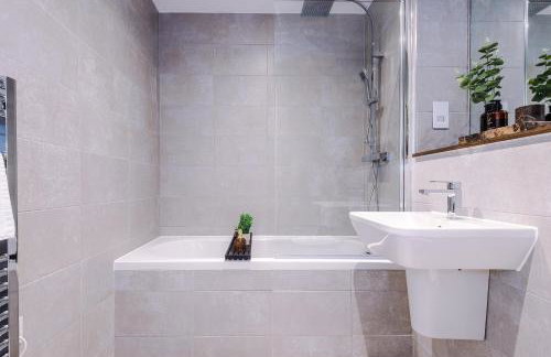 Stylish Leeds City Centre Flat - Free Parking - Foto 64