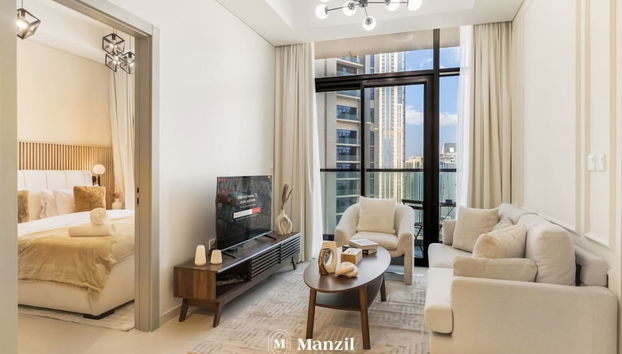 2BR Near Downtown w Balcony Pool Canal Views - Foto 4, Habitación