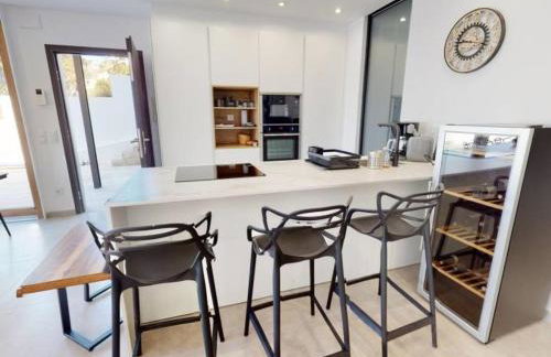 Preciosa casa Roses con piscina cerca playa AV 90 - Foto 11