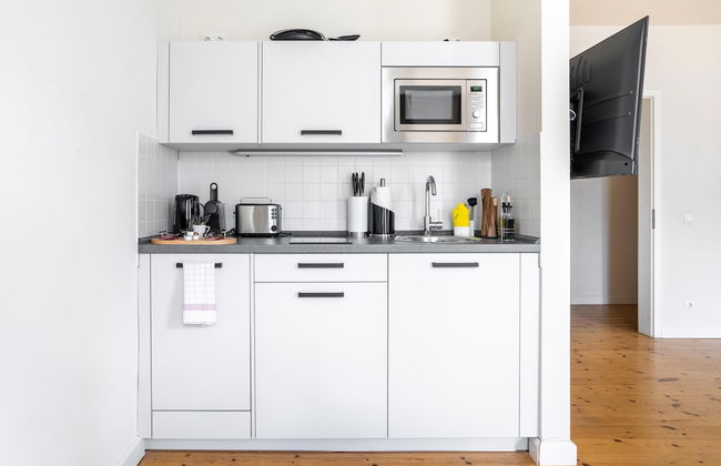 Schoenhouse Berlin City Street - Photo 52