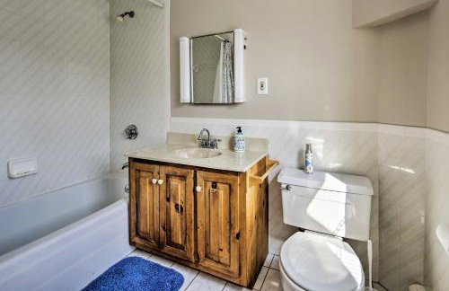 Oceanfront Cape Cod Home with Porch, Yard and Grill! - Foto 19