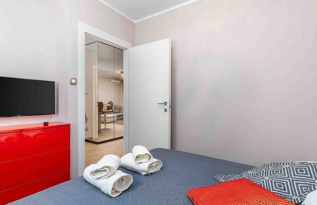 Modern Comfort With Shared Pool & Lush Green Surroundings in Kastav - Foto 8