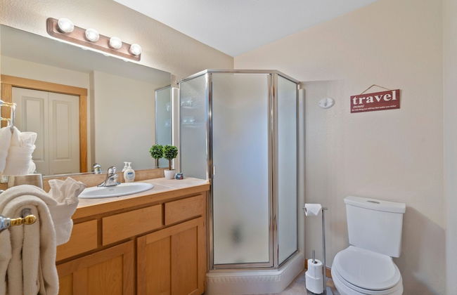 Sleek Condo - Near Park, Poudre River and Old Town - Foto 16