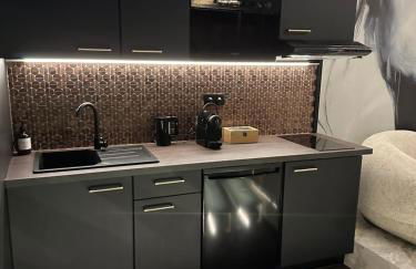 Spa privé XXL dans cave Voûtée - Suite Luxe Romantique - Foto 11