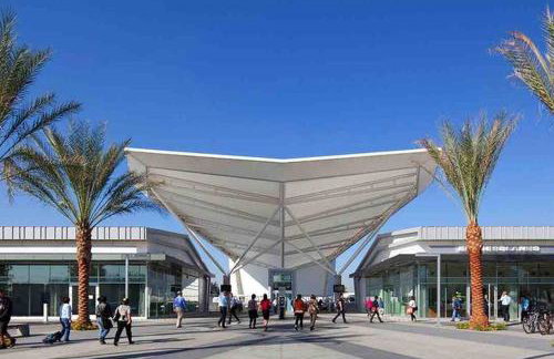 Cozy 2B1B Guest House with Private Entrance and Parking - Foto 42