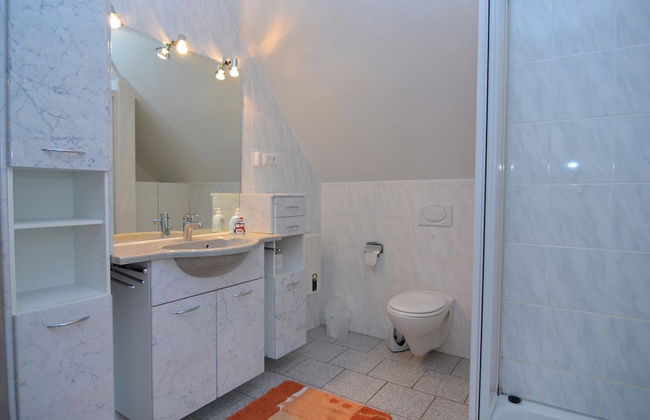 Cozy Holiday Home in Düdinghausen Sauerland near Ski Area - Photo 31