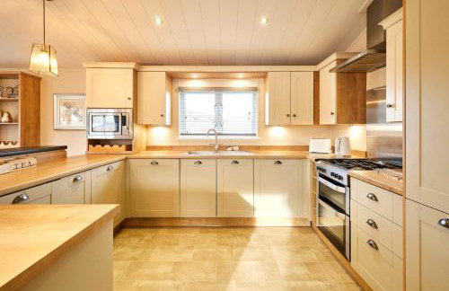 Little Gem Lodge with Hot Tub - Foto 12