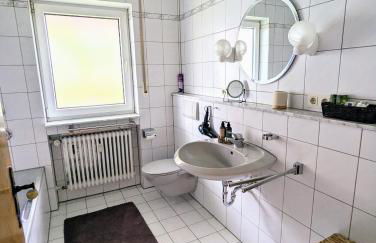 Moderne und Gemütliche Stadtnahe Wohnung - Foto 8