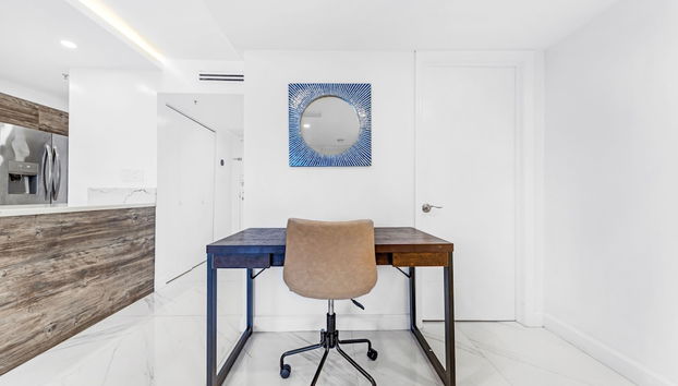 Serene and Modern Apartment Centrally Located - Foto 4, Habitación