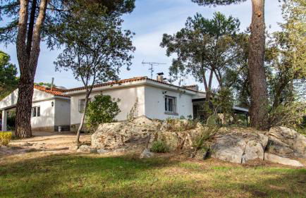 Chalet con piscina en Torrelodones - Foto 9