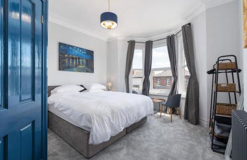 Bifolds, enclosed garden. Southport character home - Foto 28