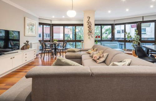 Lujoso y amplio piso con 5 habitaciones - Photo 13