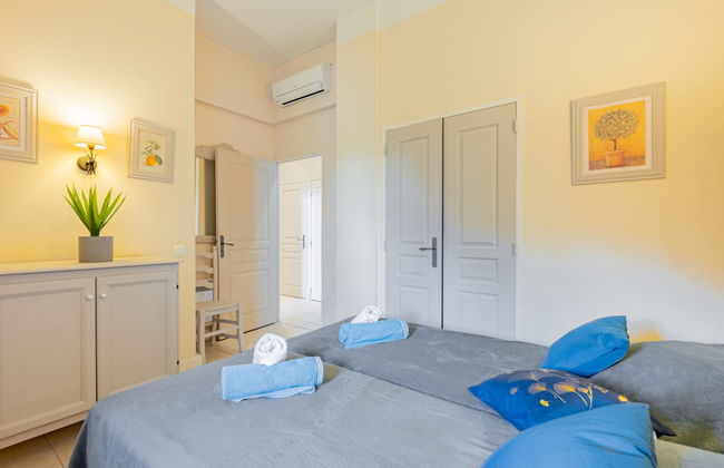 Villa Francia - Photo 15