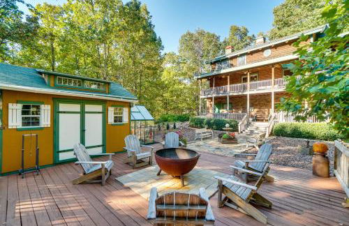 Family Getaway Georgia Cabin with Outdoor Hot Tub - Foto 1