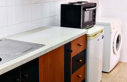 Youthfull Escape in Nicosia - Photo 11