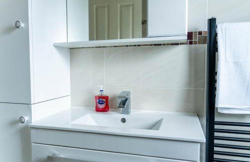 Spacious 6BDR House By Hyped Properties Short Term Rental Agency With Free Parking Bilston - Foto 34