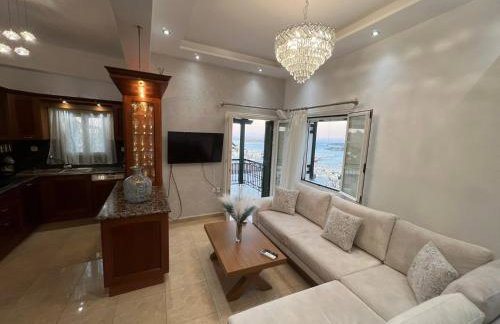 Akadia Syros - Foto 1