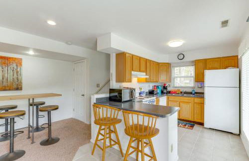 Balcony and Fire Pit Home on Lake of Ozarks! - Foto 9