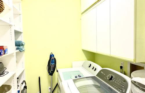 Beautiful Waterfront Home Less Than 7 mins to Beaches - Foto 56