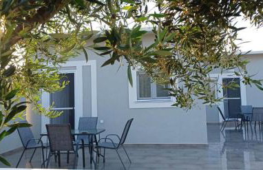 Comfort Apartments - Photo 9