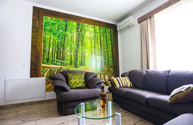 Secluded Holiday Home With Pool and Hot Tub - Foto 4