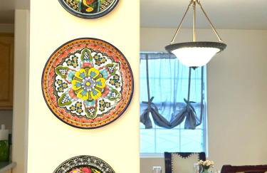 Spacious 3BR 3BA Home ,Sleep 9,3 Car Garage Garden Near DTLA Pasadena Hollywood - Foto 12