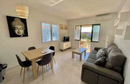 Bosch- Apartamento de 2 dormitorios con piscina. - Photo 5