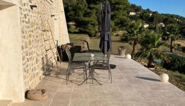 La Venturonne Appartement neuf Rez de jardin 45 m2 vue mer et vignes 10 mn des plages - Foto 4