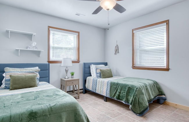 New River 3BR - Fishing, Kayaking, Hot tub, VT Game Weekends - Photo 5