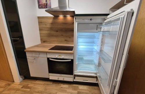 NaturBlick am Rothaarsteig neue moderne Ferienwohnung mit 2 Badezimmern 2 Küchen inklusive Highspeed Internet Flatrate 2x XXL Boxspringbett 2x Terrassen und 2x PKW Parkplätze 10 Minuten bis Willingen Ideal für Touristen und Geschäftsleute mit MWStRechnung - Foto 19