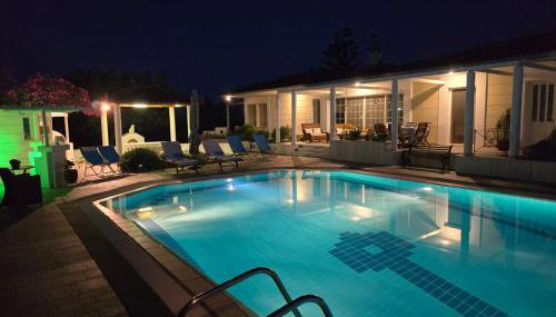 Elia Apartment Garden Oasis With Pool Astros - Photo 2, sunbed