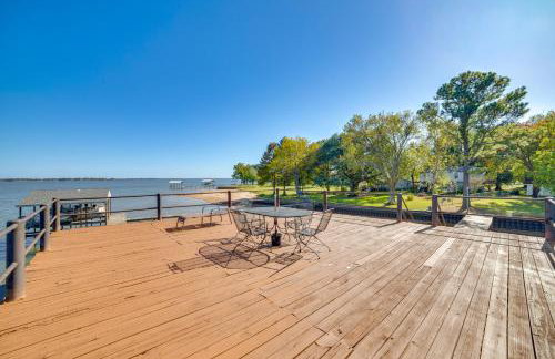 Family Retreat on Cedar Creek Lake! Dock and Views - Foto 1